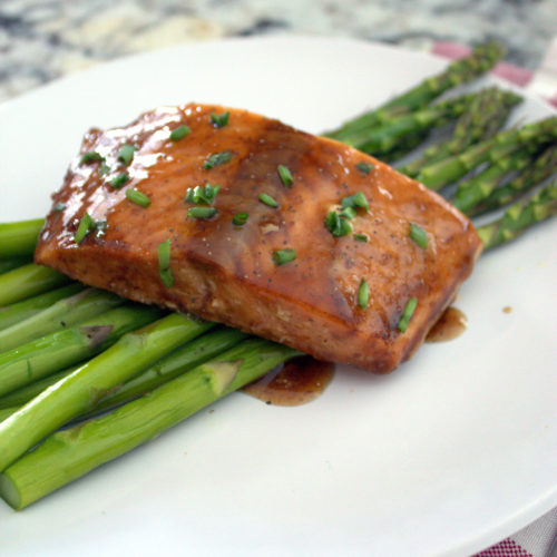 maple glazed salmon with asparagus